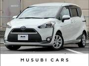2017 TOYOTA SIENTA