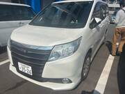 2015 TOYOTA NOAH