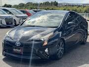 2016 TOYOTA PRIUS S