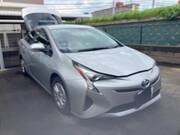 2017 TOYOTA PRIUS S