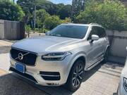 2019 VOLVO XC90