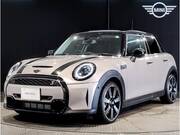 2021 BMW MINI