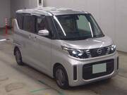 2024 NISSAN ROOX