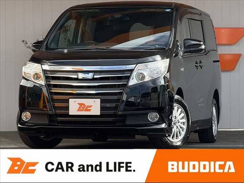 2017 TOYOTA NOAH for sale