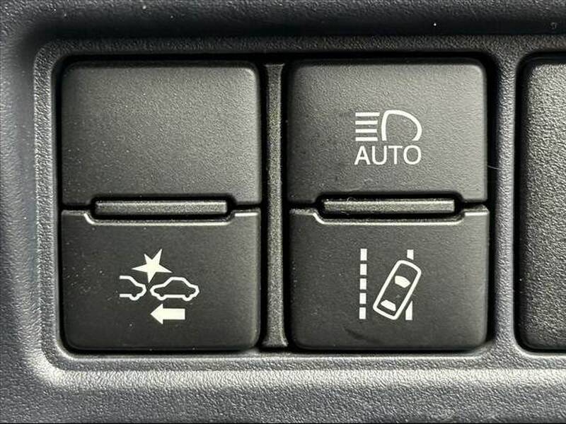 2017 TOYOTA NOAH for sale - photo 7
