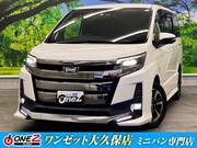 2017 TOYOTA NOAH