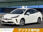 2019 TOYOTA PRIUS