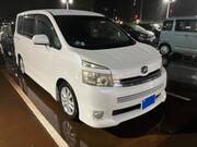 2008 TOYOTA VOXY
