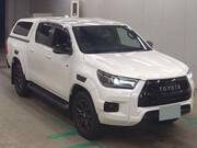 2022 TOYOTA HILUX