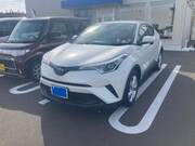 2017 TOYOTA C-HR
