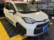 2022 TOYOTA SIENTA