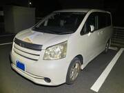 2009 TOYOTA NOAH YY