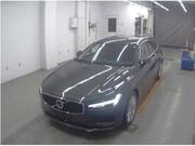 2019 VOLVO V90