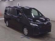 2018 TOYOTA VOXY X