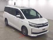 2016 TOYOTA VOXY