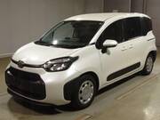 2023 TOYOTA SIENTA
