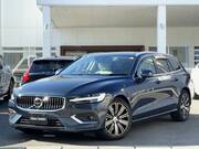 2021 VOLVO V60
