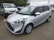 2019 TOYOTA SIENTA