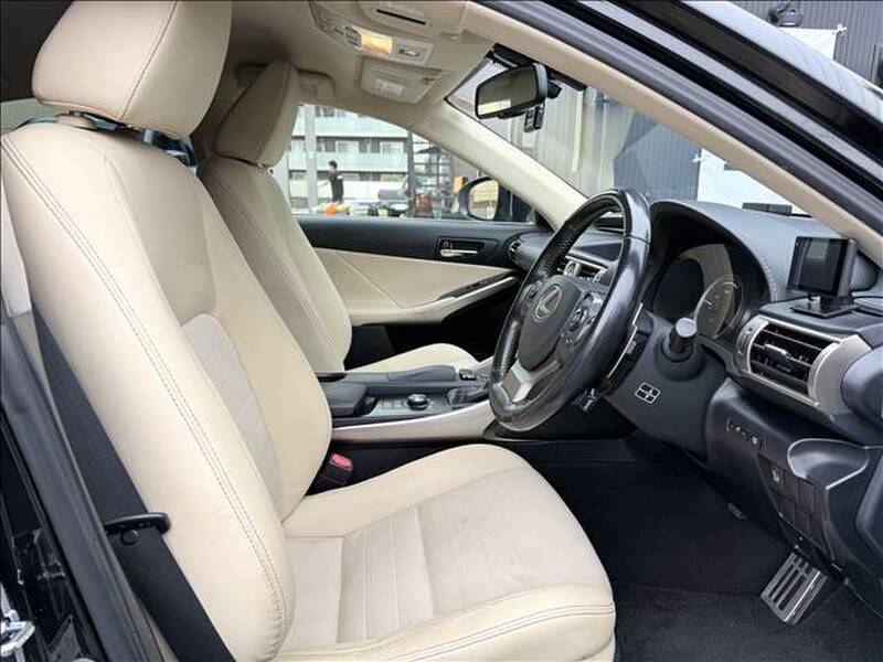 2015 LEXUS IS for sale - photo 10