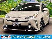 2019 TOYOTA PRIUS