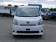2008 TOYOTA VOXY