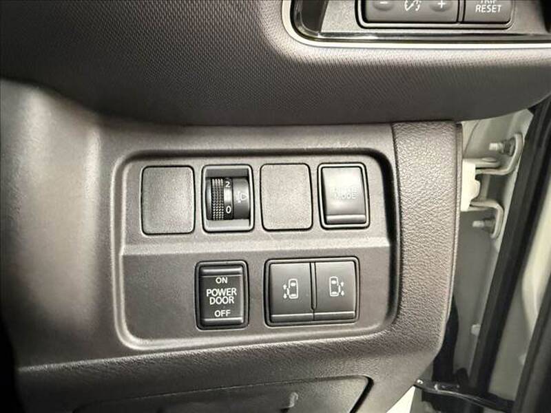 2020 NISSAN SERENA for sale - photo 9