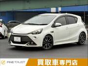 2015 TOYOTA AQUA