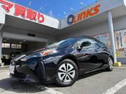 2019 TOYOTA PRIUS S