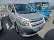 2008 TOYOTA NOAH SI
