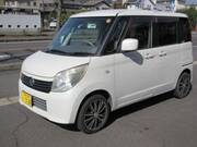 2013 NISSAN ROOX